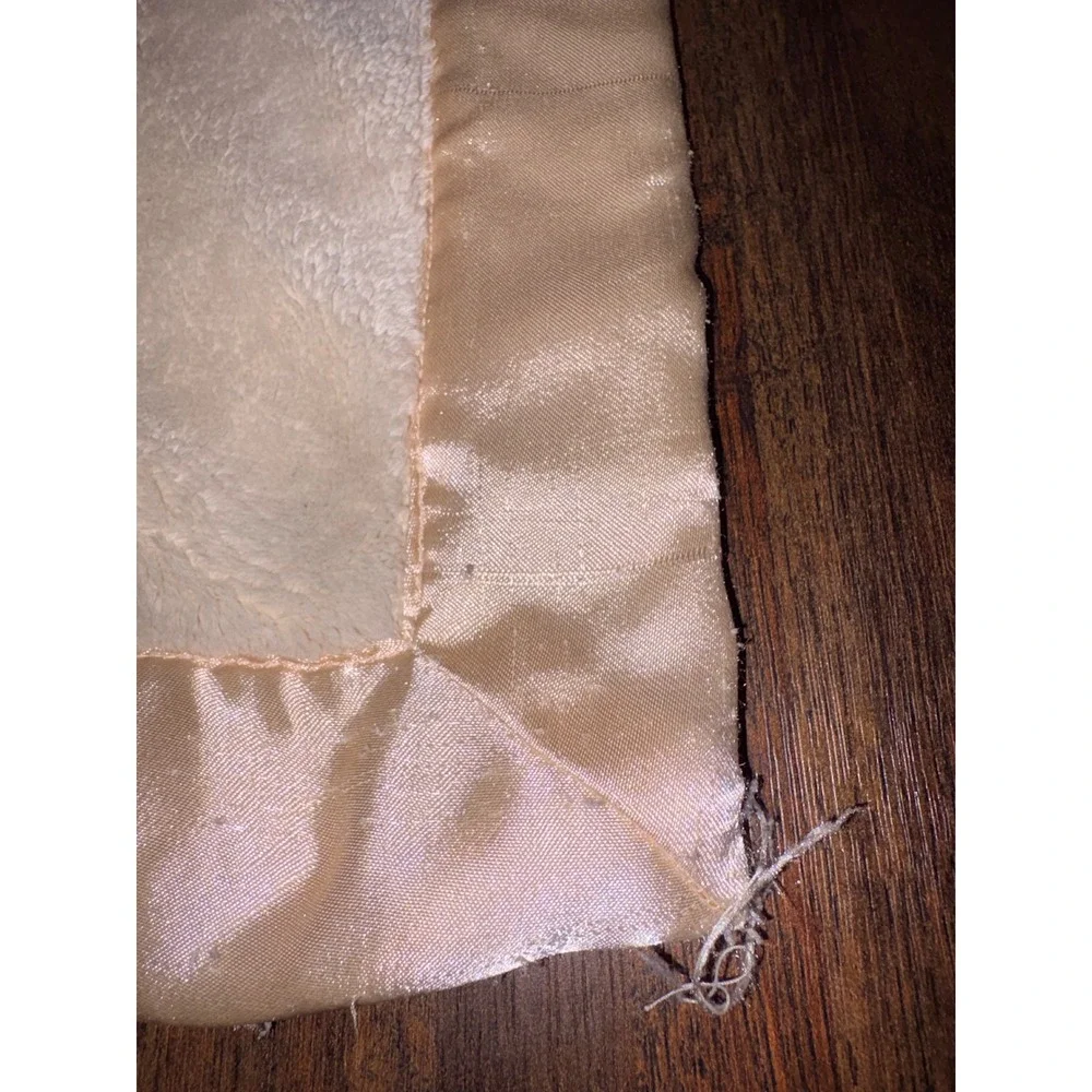RedEnvelope‎ Cream Plush Baby Blanket Embroidered Owls Satin Trim 29x39